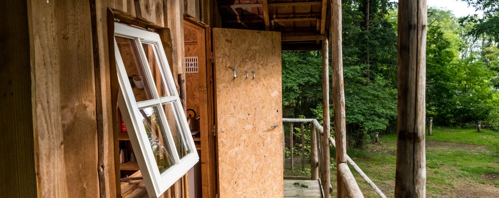 Torentjeshoek 2020 kleine boomhutten-1.jpg