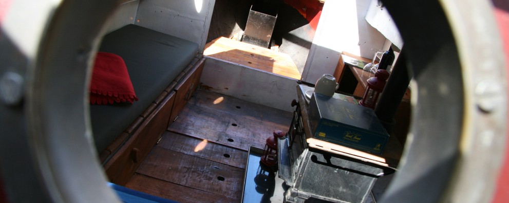 Bosboot door patrijspoort - Camping Torentjeshoek.JPG