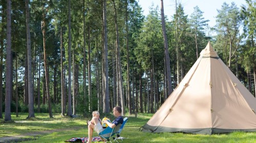 Kamperen tent.jpg