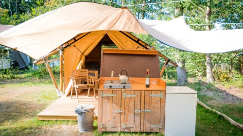 Torentjeshoek 2020 keukentje kleine tent-5.jpg