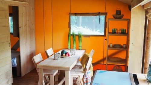 YALA_Dreamer 40_Kitchen and dining.jfif